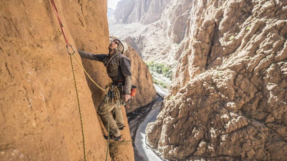 لیست باشگاه های سنگنوردی دلاوران تهران