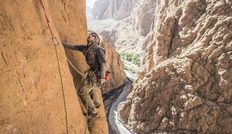 لیست باشگاه های سنگنوردی دلاوران تهران
